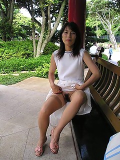 Asian Wife Nude Selfies - Asian Exhibitionists - PornPicsAmateur.com