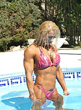 Naked Muscle Girls photo 3 of 4