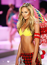 Fashion TV photo 4 of 12