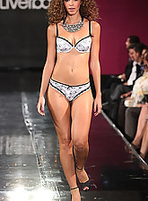 Fashion TV photo 1 of 12