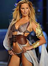 Fashion TV photo 10 of 12