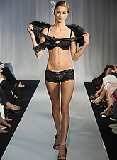 Fashion TV photo 9 of 12