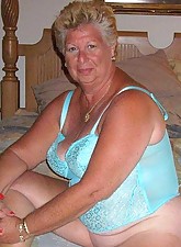 Granny Amateur photo 2 of 5