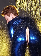 MILF Kiss photo 6 of 15