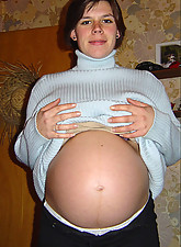 Pregnant Girlfriends photo 16