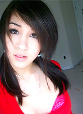 Thai Hookers photo 1 of 6