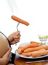 Hot Preggo Porn photo 5 of 5