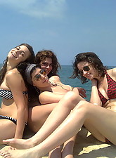 Arabic GF photo 7 of 8