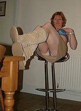 Mature GF photo 2 of 12