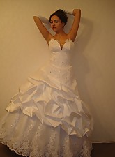 Mature GF photo 10 of 12