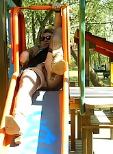 Mature GF photo 3 of 12