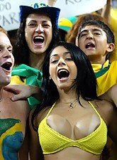 Downblouse Shots photo 5 of 10