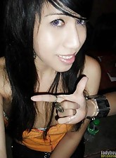 Ladyboy Uploads photo 2 of 6