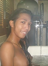 Ladyboy Uploads photo 6 of 6