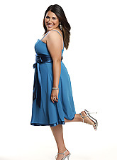 Curvy Voluptuous Women photo 11 of 12