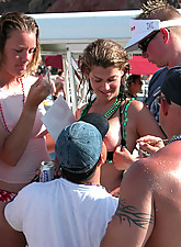 Crazy Girls photo 5 of 9