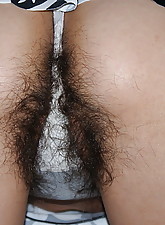 Amazing Hairy Girls photo 7 of 9