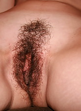 Amazing Hairy Girls photo 4 of 9