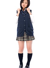 Japan Schoolgirls photo 3 of 5