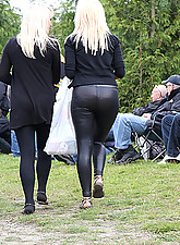 Spandex Voyeur photo 2 of 7