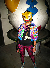 Spandex Voyeur photo 4 of 8