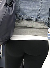 Spandex Voyeur photo 7 of 8