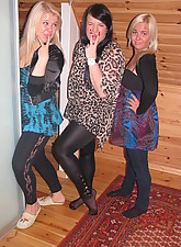 Spandex Voyeur photo 5 of 8