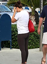 Spandex Voyeur photo 8 of 8